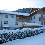 Pension- Kristall Apart Otel 3*