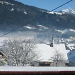 Pension- Kristall Apart Otel Tröpolach