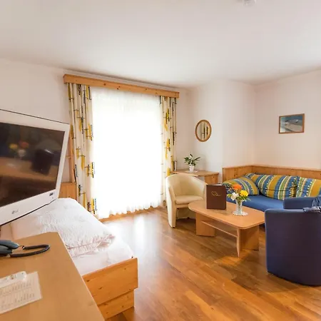 Pension- Kristall Apart-hotel 3*