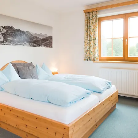 Pension- Kristall 3* Tröpolach