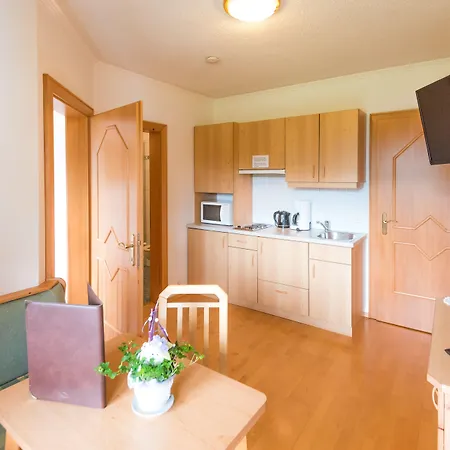 Appart hôtel Pension- Kristall 3*