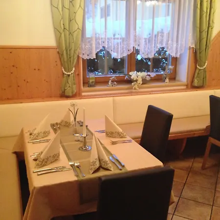 Pension- Kristall Aparthotel