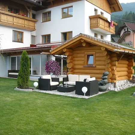 Appart hôtel Pension- Kristall 3*