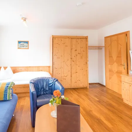 Apartmanhotel Pension- Kristall