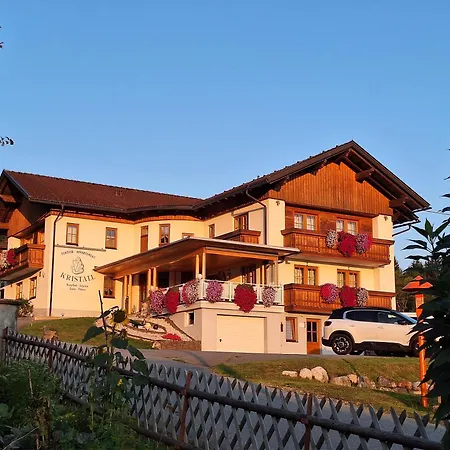 Pension- Kristall Apart Otel 3*