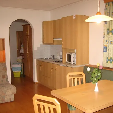 Pension- Appartement Kristall 3*