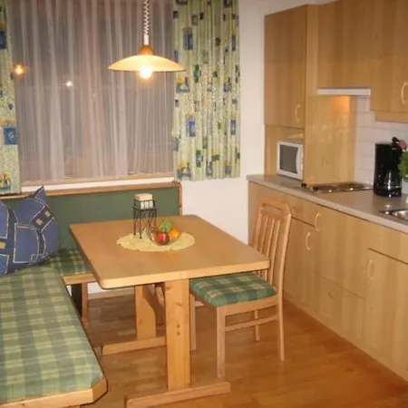 Aparthotel Pension- Appartement Kristall 3*