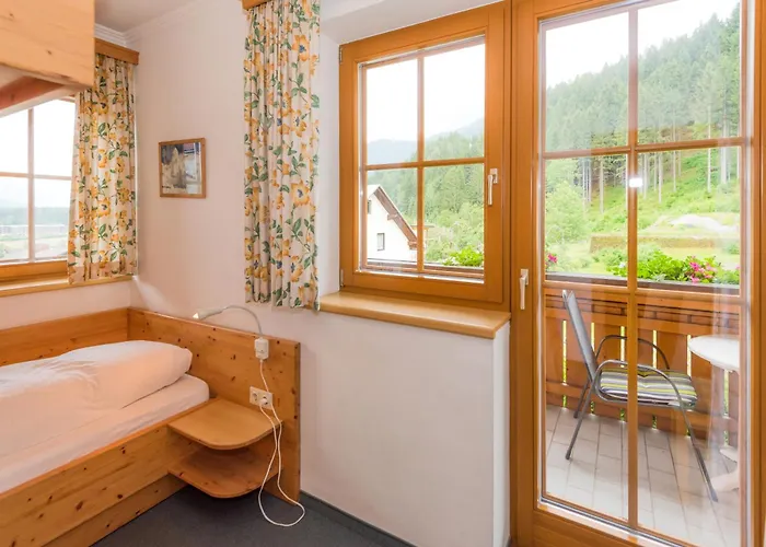 Apart Otel Pension- Kristall