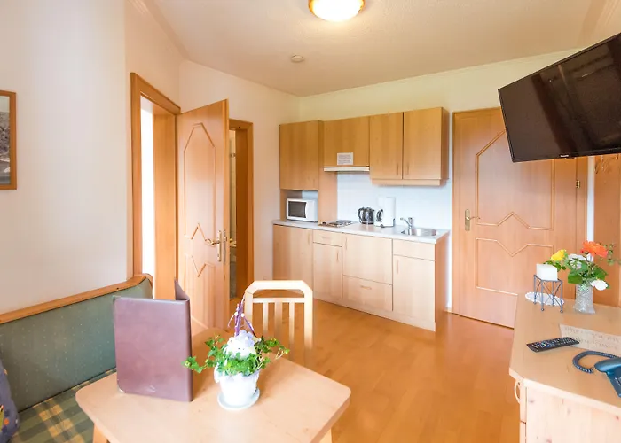 Apart Otel Pension- Kristall 3*