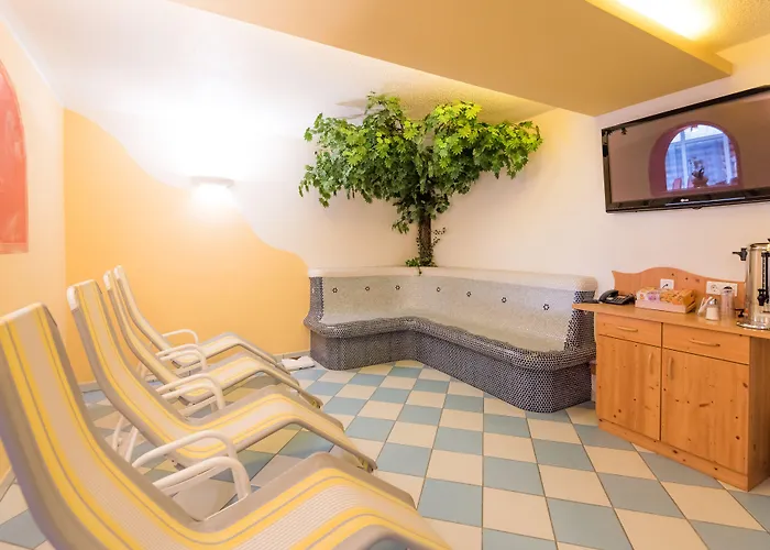 Pension- Kristall 아파트호텔 트로폴라흐