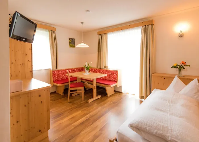 Pension- Kristall Apart Otel 3*